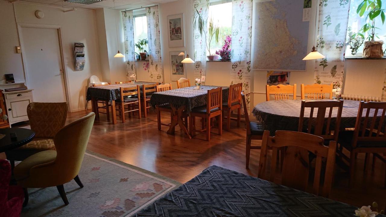 Hvilan V-Hem Norrtaelje Ab Bagian luar foto