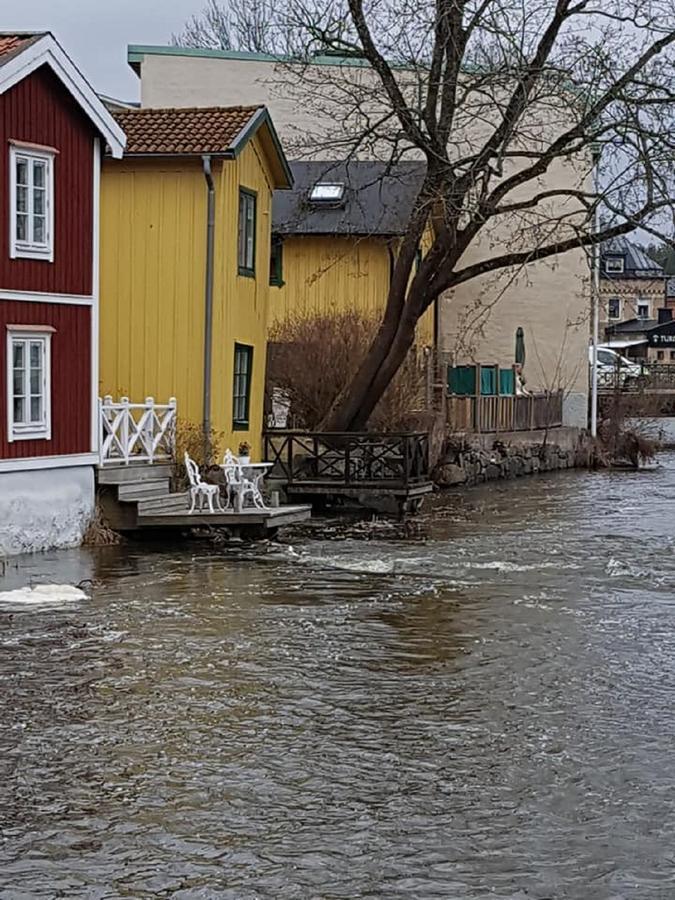 Hvilan V-Hem Norrtaelje Ab Bagian luar foto